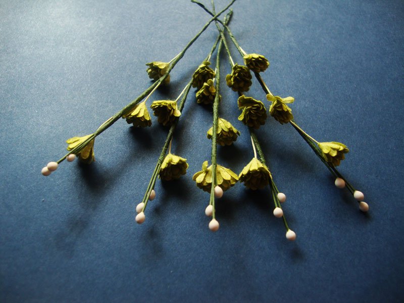 Stem with Flowers - Green
