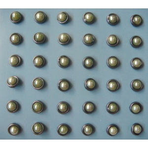 Pearl Brads (Medium) - Green