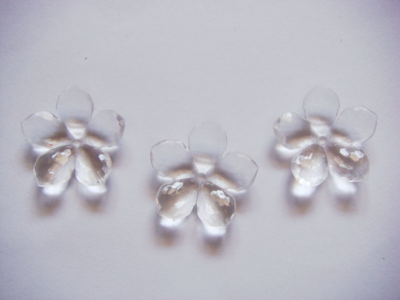 Plastic Flowers - White (Pack of 10 flowers)