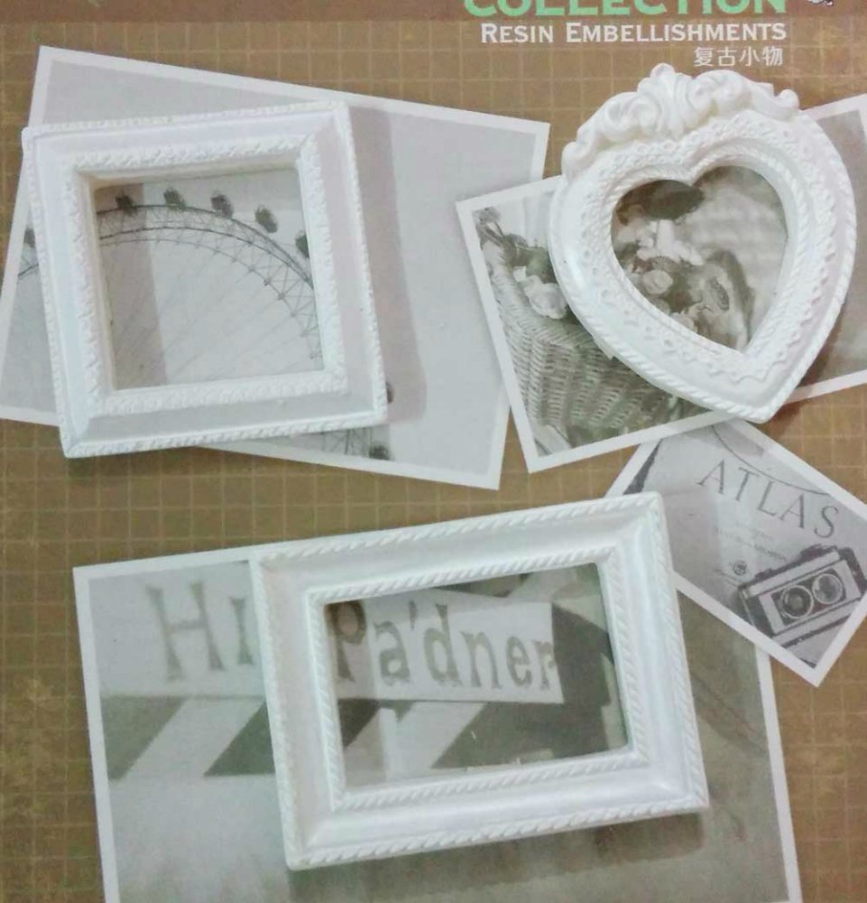 Resin Embellishments by Eno Greetings - Design 8