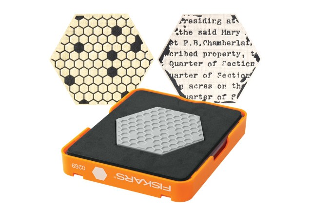 Fiskars Thick Material Medium Die - Hexagon