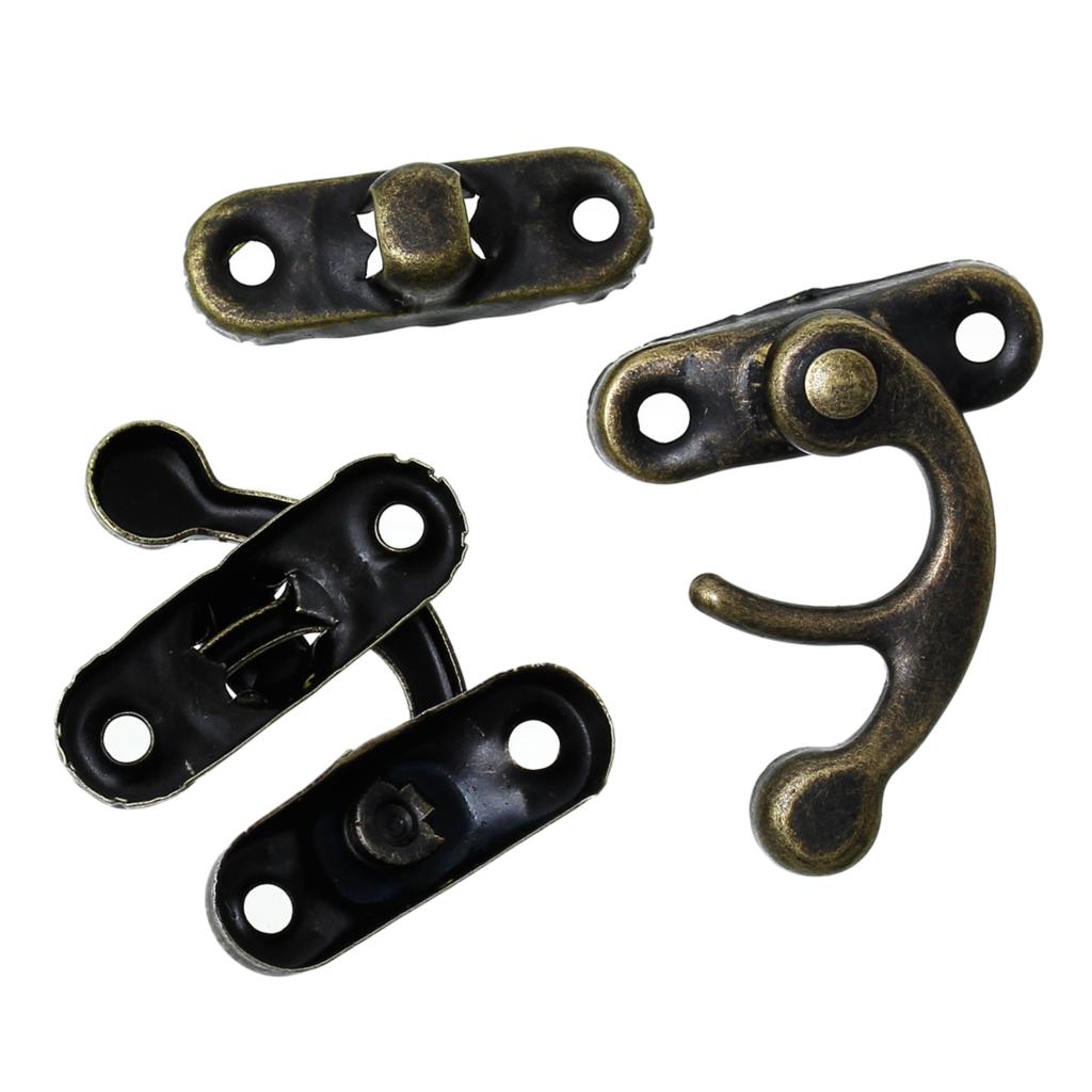 ctse-05_craftangles_metal_lock_for_scrapbooks_2