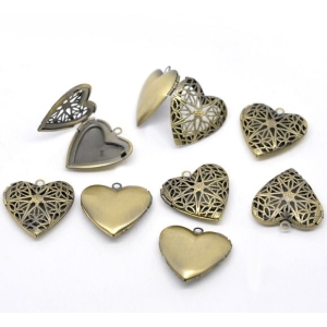 camc-88_metal_heart_carved_lockets_2