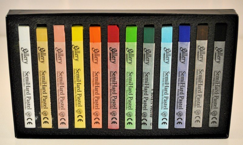 Mungyo Semi Hard Artist’s Pastels Set of 12