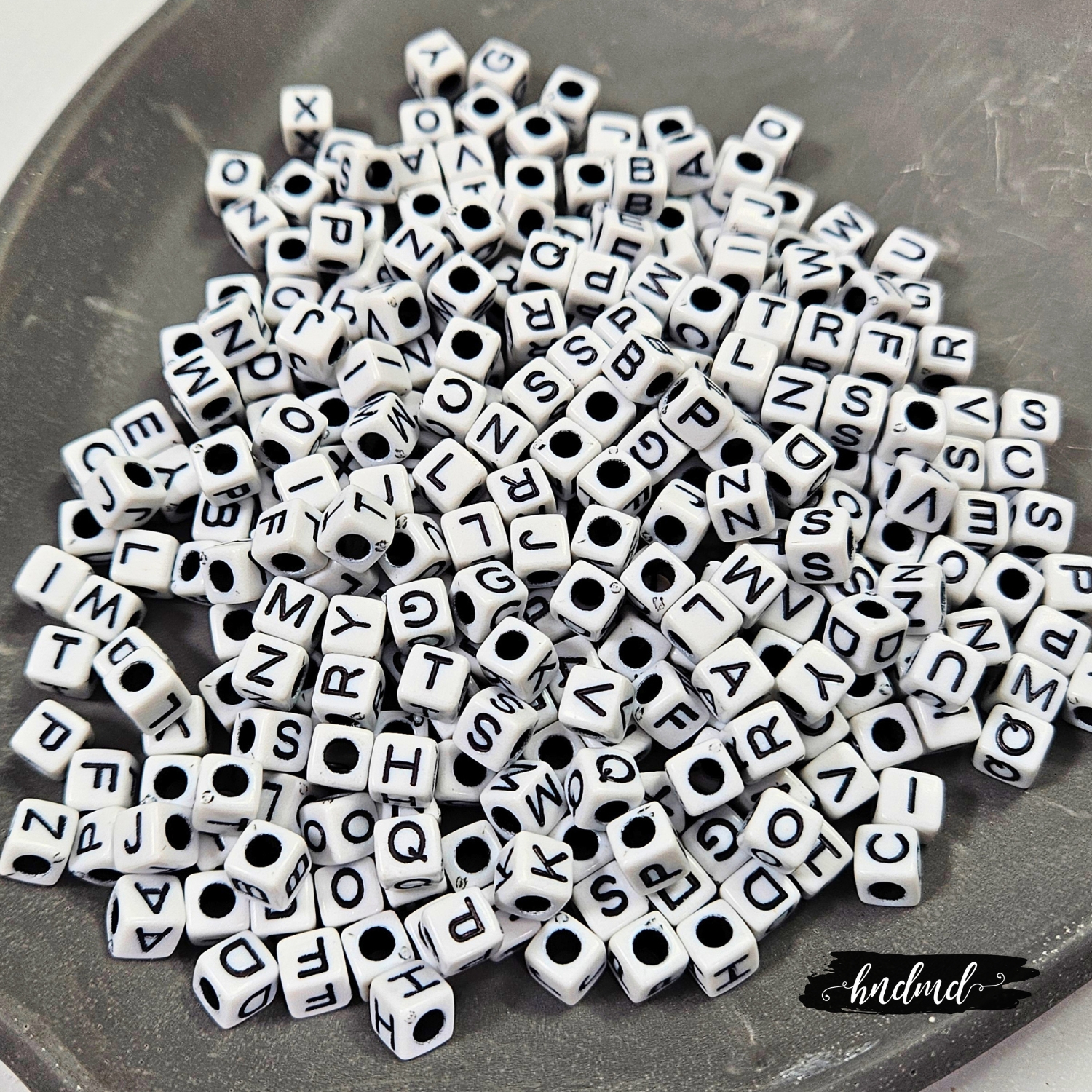 CraftAdda_plastic_Alphabet_Tiles_black_white_2
